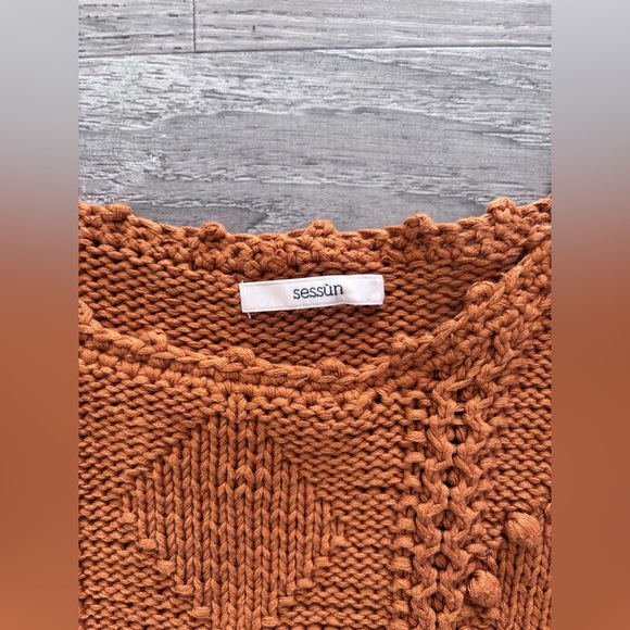 Sessùn Knit Short Sleeve Sweater - Picture 2 of 9